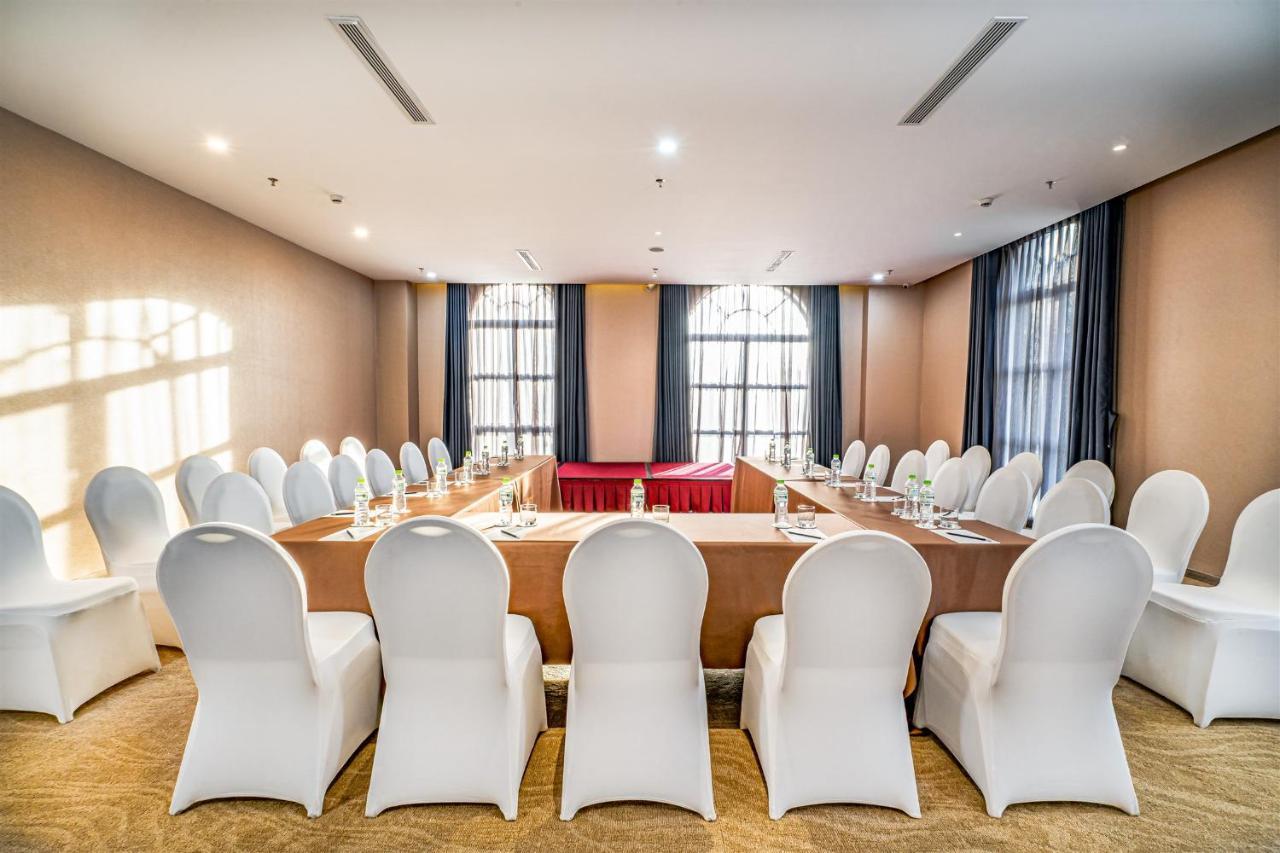 The Cap Hotel Вунгтау Екстер'єр фото